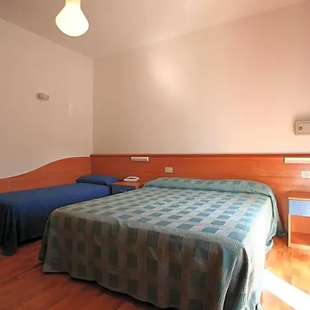 Otel Midi Lido di Jesolo