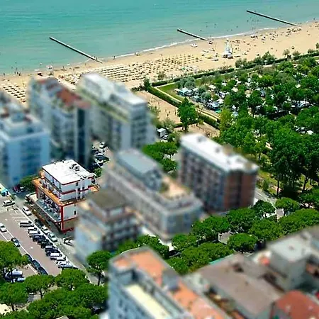 Midi Szálloda